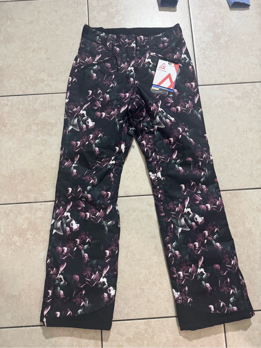Women’s Black Floral Print Ski Pants - Pink Accents